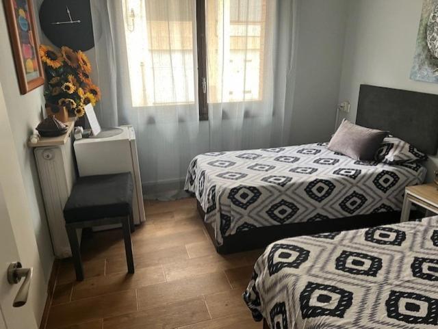 Habitacion Individual En Tarrega Apartment ภายนอก รูปภาพ